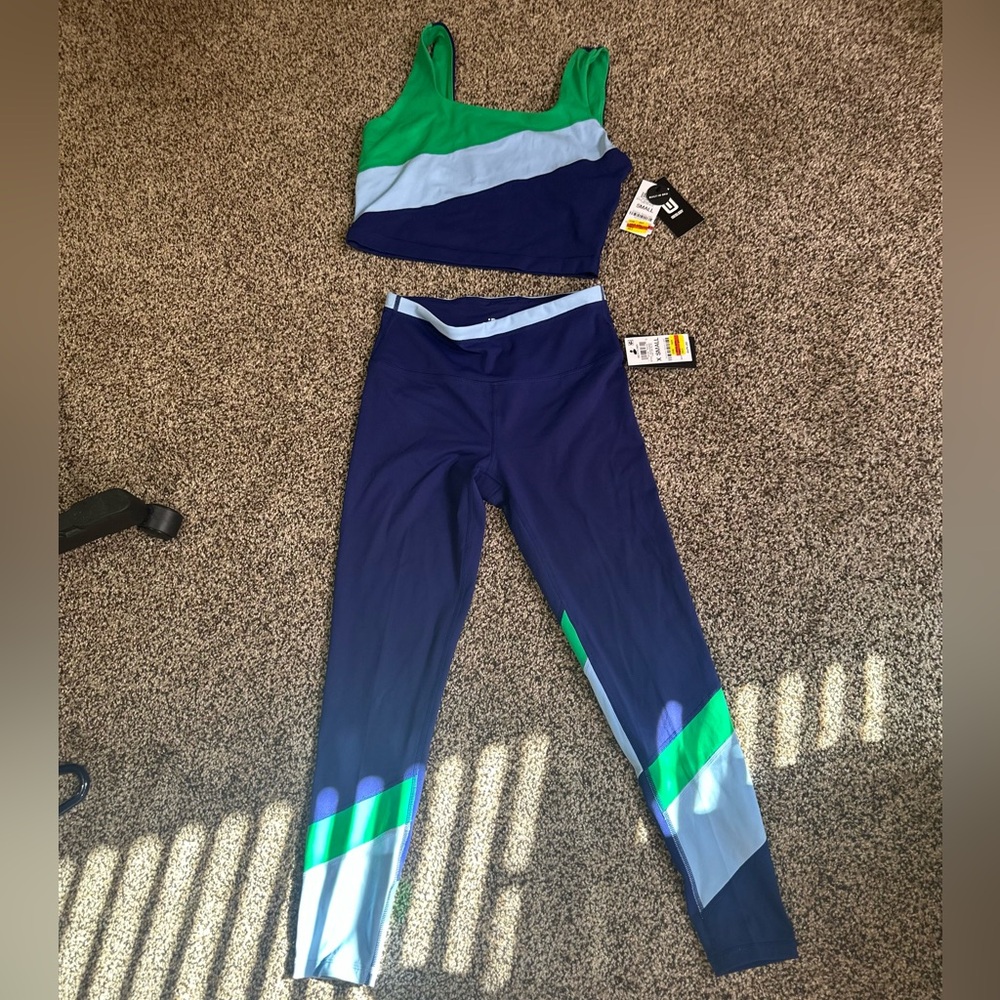 Brand new two piece set
